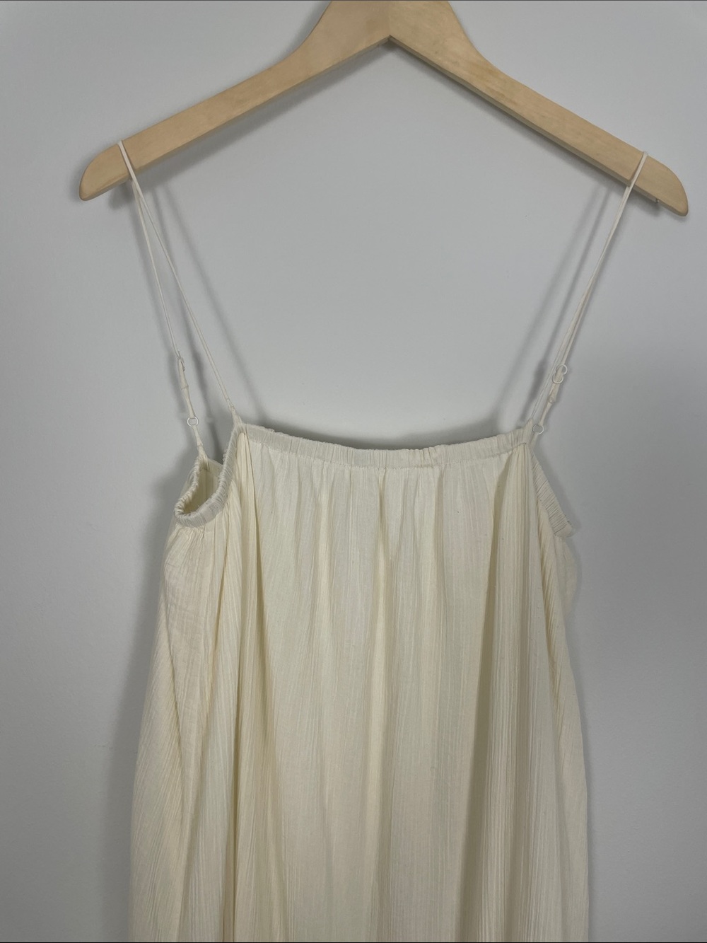 ONIA Crinkle Gauze Maxi Dress In Egret. Size M - Picture 2 of 16